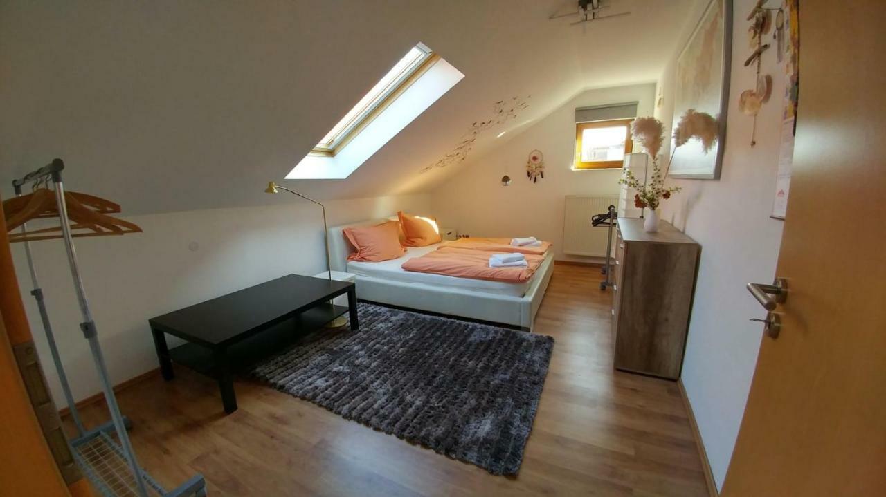 Privatwohnung Rybczynski Undenheim Exterior photo